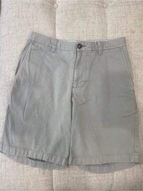 Southern Tide Men's Light Gray Flat Front Shorts